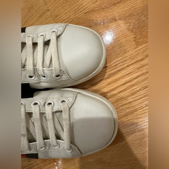 Authentic Gucci Ace Sneakers with Fur size 5 - Picture 2 of 8